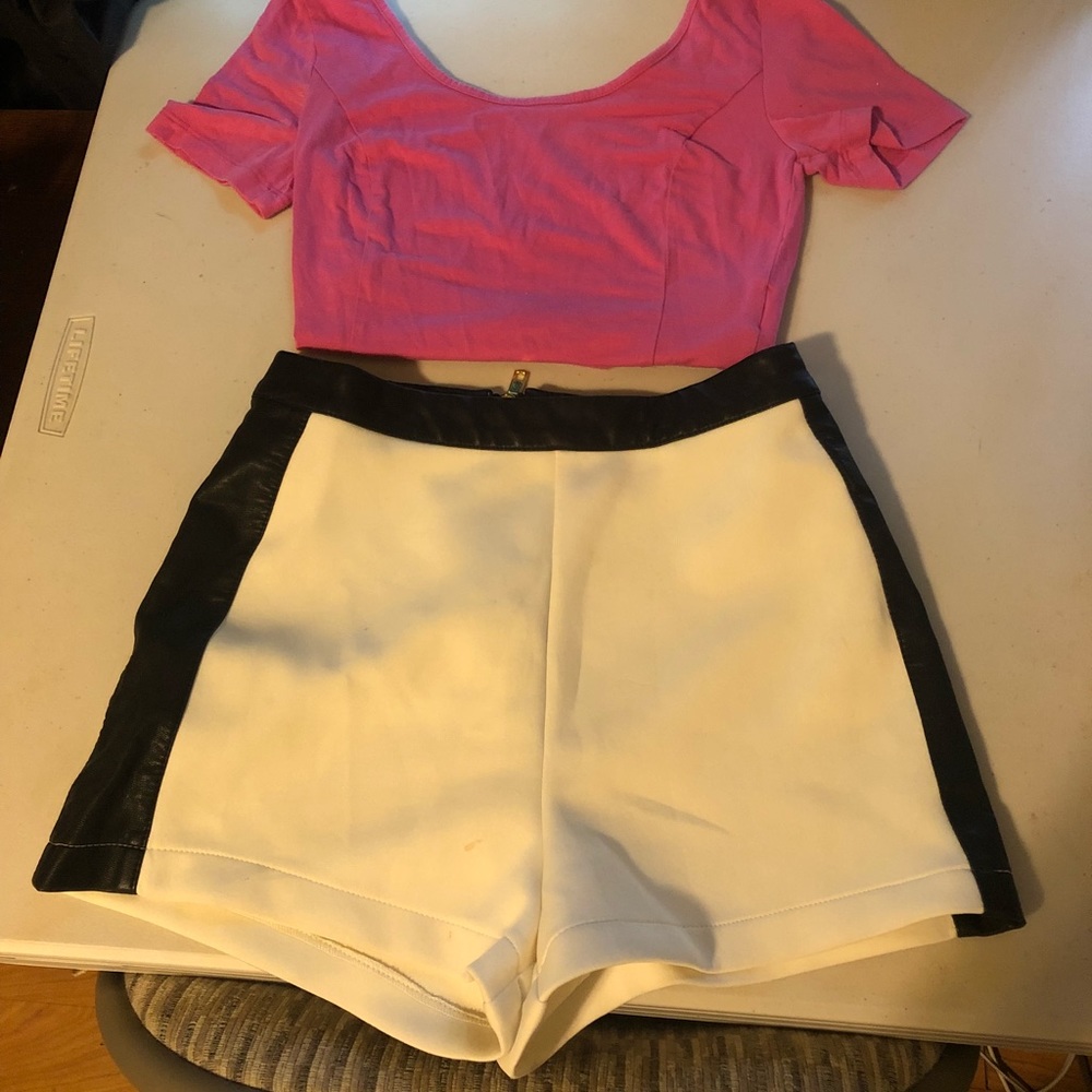5/$40 White & black high waisted shorts